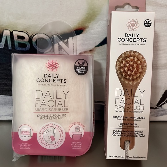 Other - Daily Concepts Daily Facial Micro Scrubber & Dry Brush
